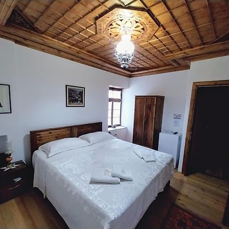 Guest House J.Prifti Berat Exterior foto