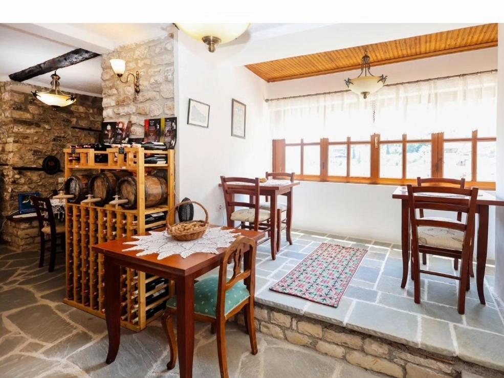 Guest House J.Prifti Berat Exterior foto