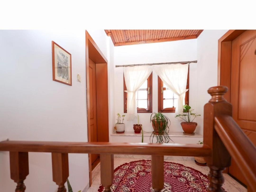 Guest House J.Prifti Berat Exterior foto