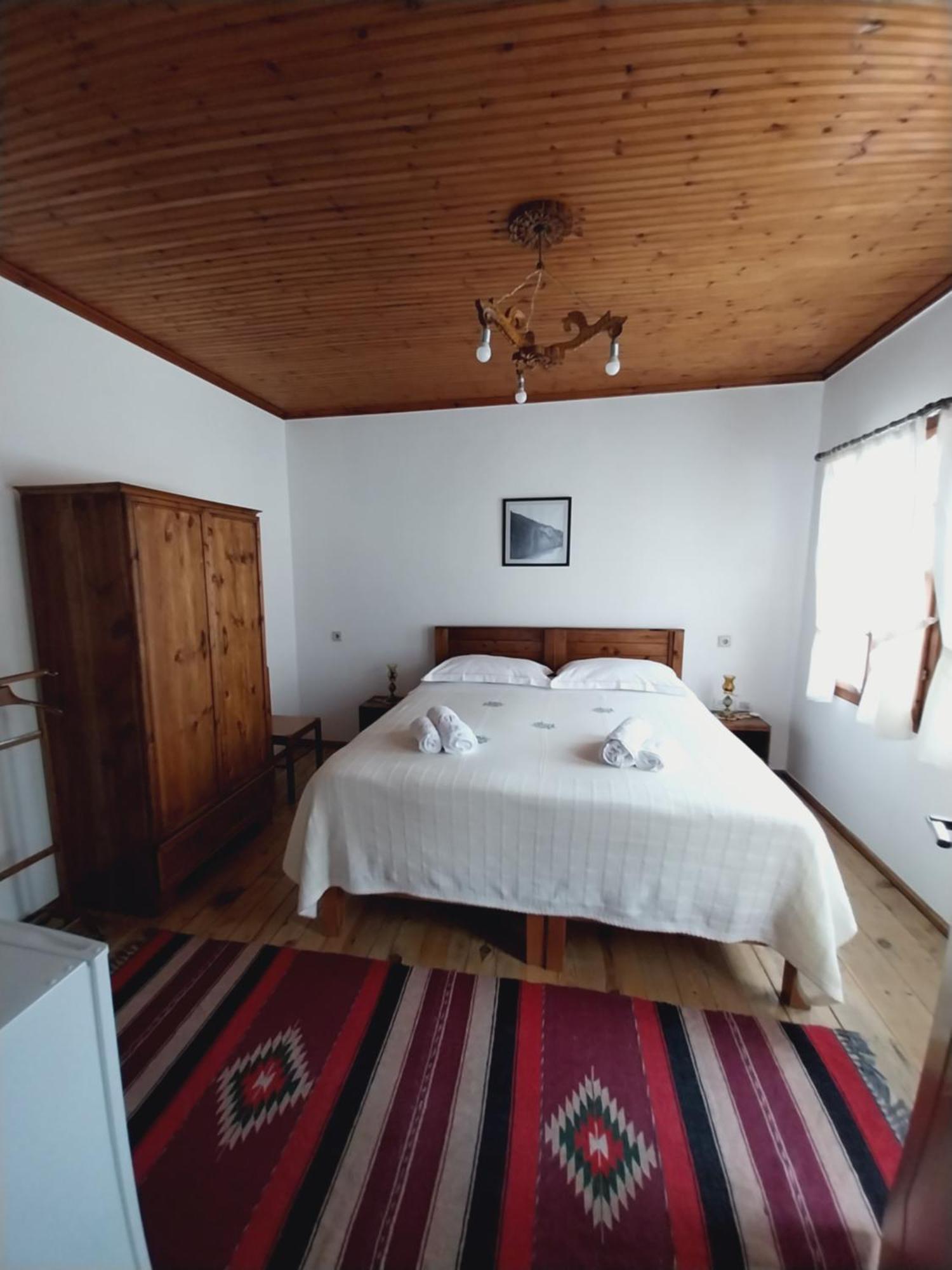 Guest House J.Prifti Berat Exterior foto