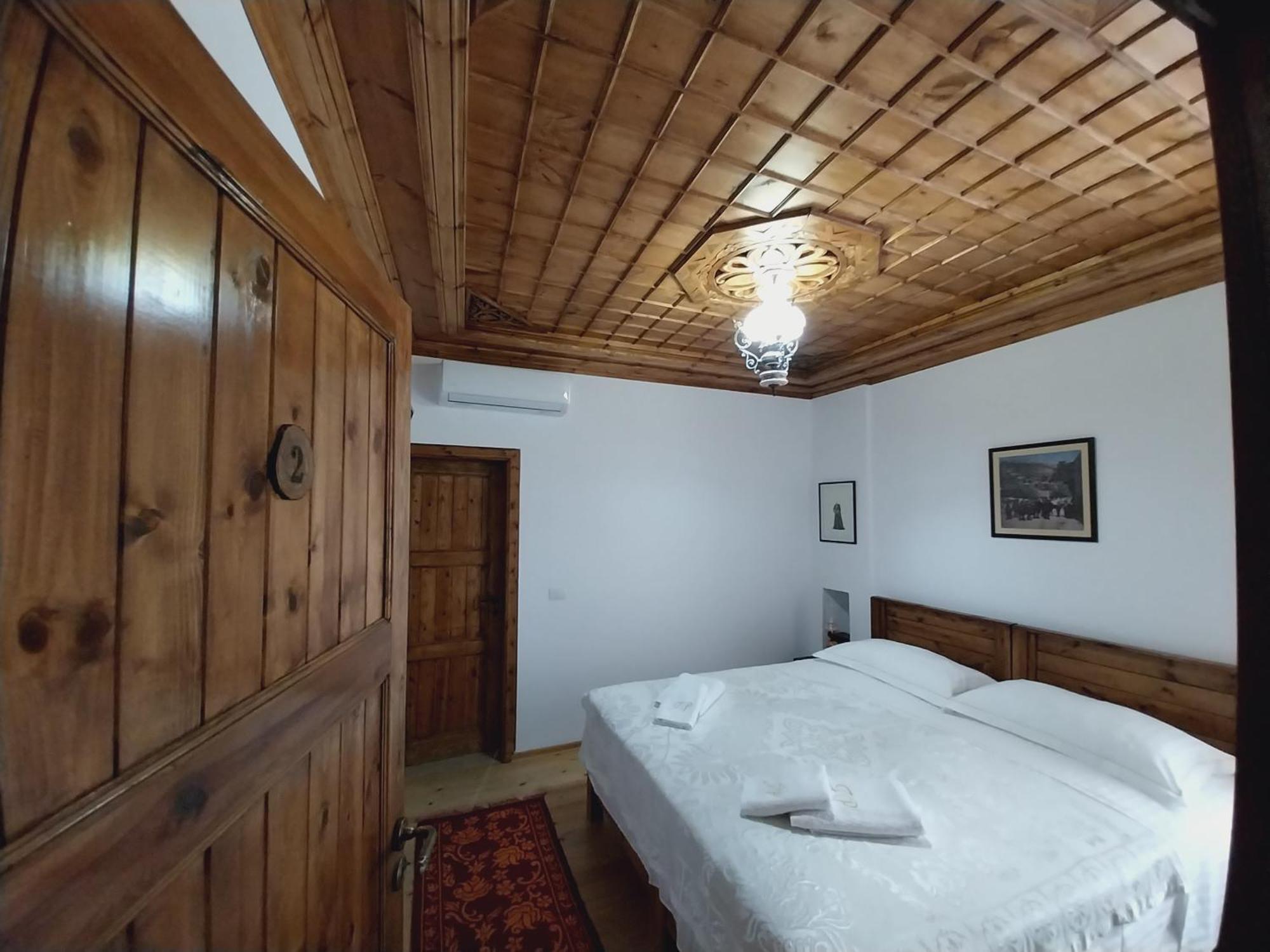 Guest House J.Prifti Berat Exterior foto