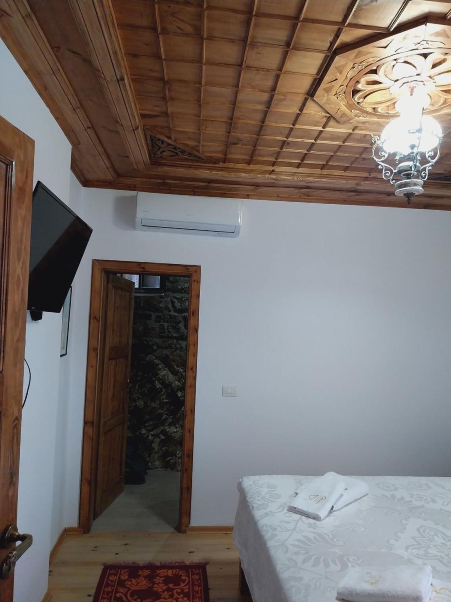 Guest House J.Prifti Berat Zimmer foto