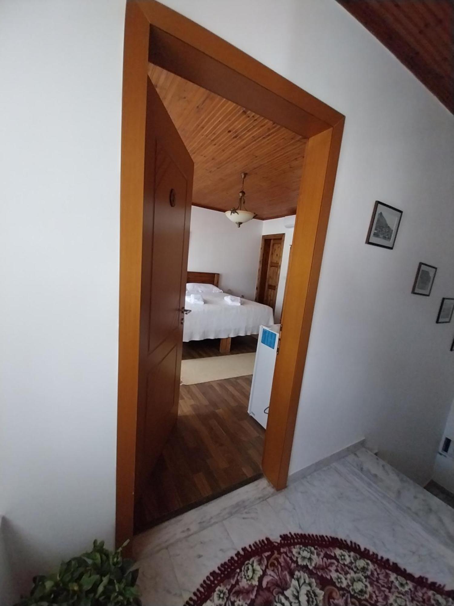 Guest House J.Prifti Berat Exterior foto