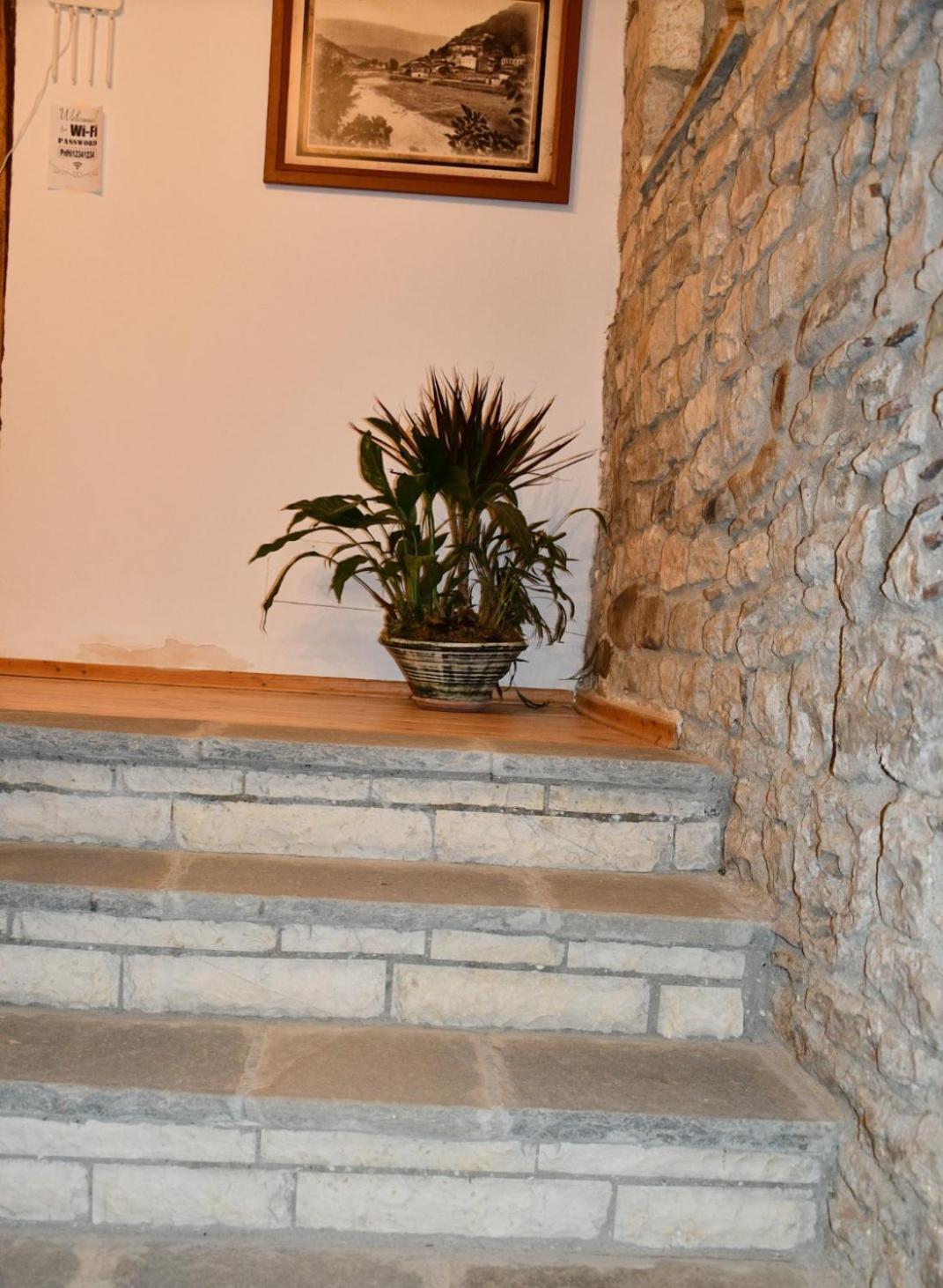 Guest House J.Prifti Berat Exterior foto
